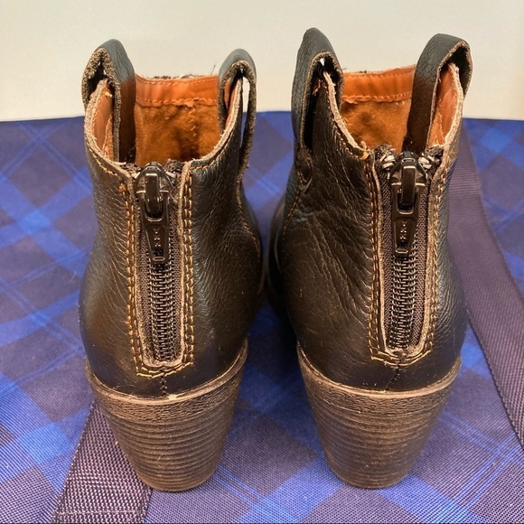 BOC BORN of CONCEPT Sz 6.5 Leather  Western Style Stacked Heel Booties - Picture 11 of 12